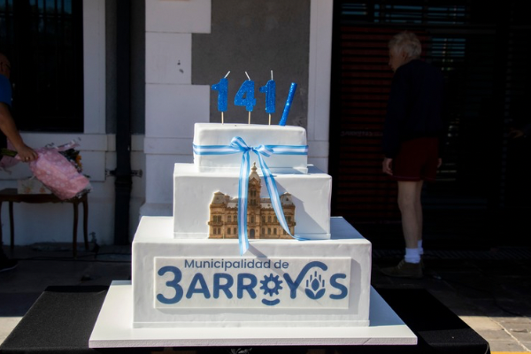 Tres Arroyos celebró sus 141 años con emoción, identidad y futuro compartido