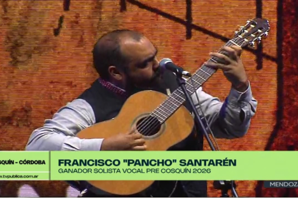 Pancho Santar&eacute;n se present&oacute; en la sexta luna de Cosqu&iacute;n tras consagrarse en el Pre Cosqu&iacute;n 2026
