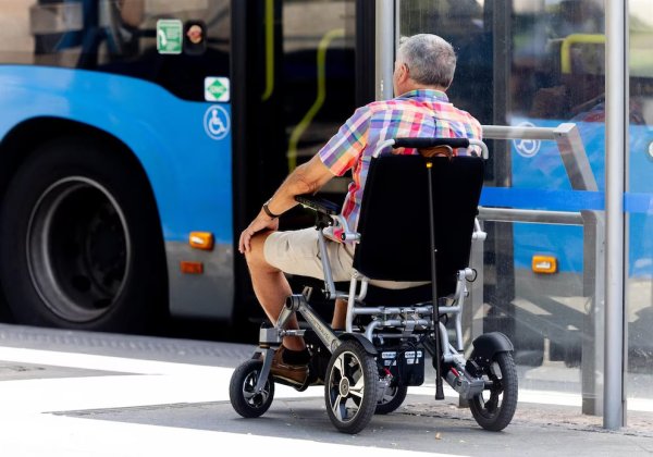 El Gobierno derog&oacute; el r&eacute;gimen de compensaciones por pasajes gratuitos para personas con discapacidad y ni&ntilde;os con c&aacute;ncer